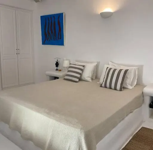 Village Pool * 阿格拉瑞