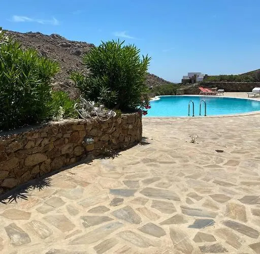 בית נופש Village Pool *