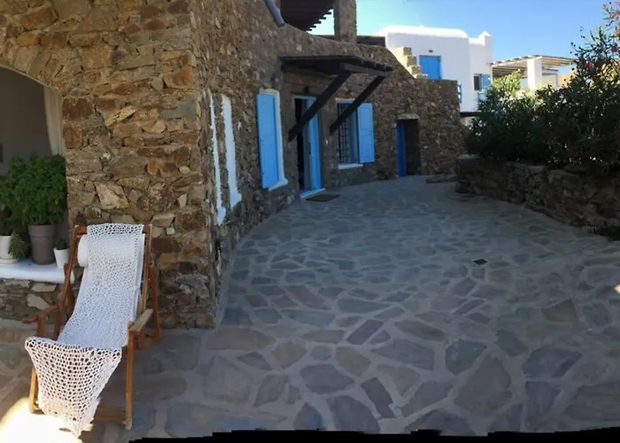 Village Pool בית נופש