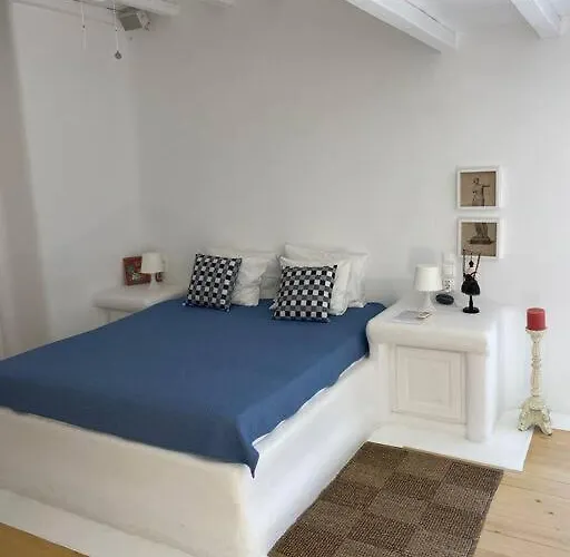 Village Pool Feriehus Agrari (Mykonos)